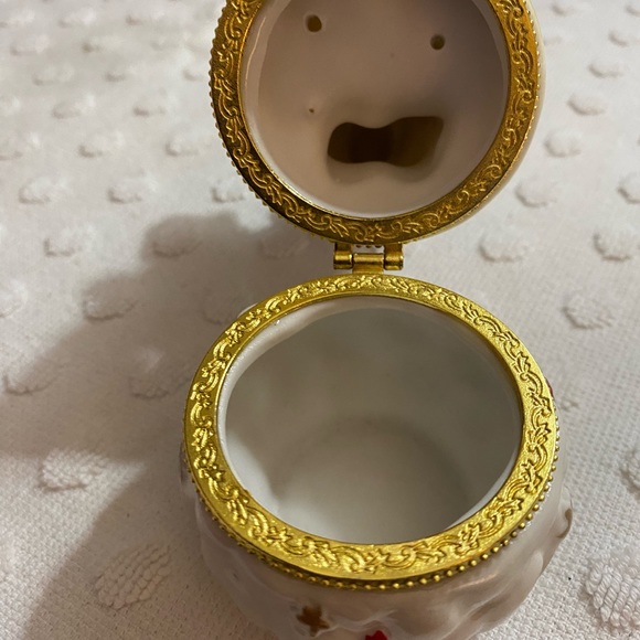 Snowman family porcelain trinket box - Picture 6 of 8